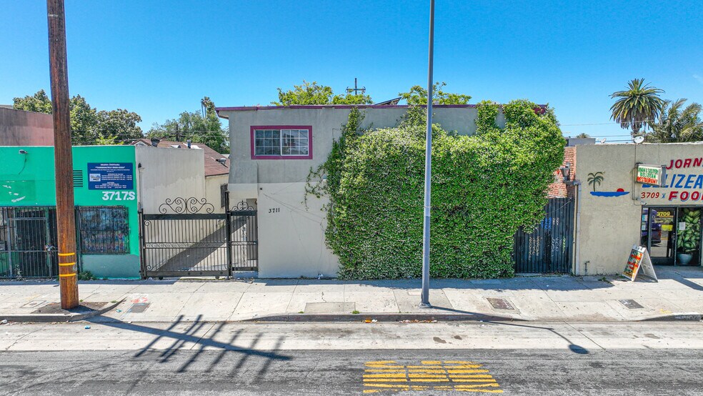 More Photos Of 3711 S Western Ave, Los Angeles Apartments For Sale