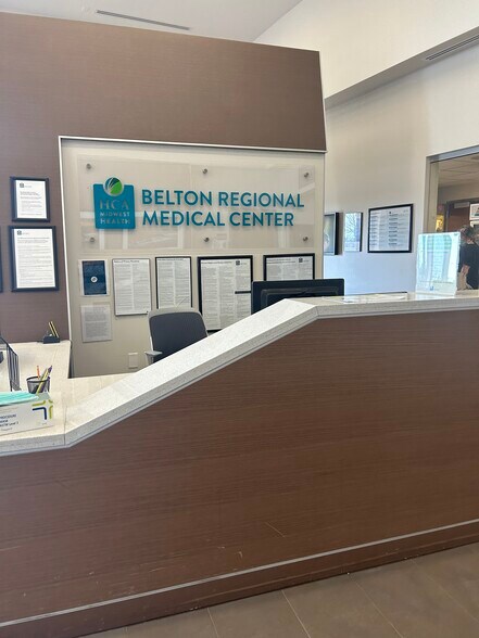 More Photos Of 17067 S 71 Hwy, Belton Hospital For Lease