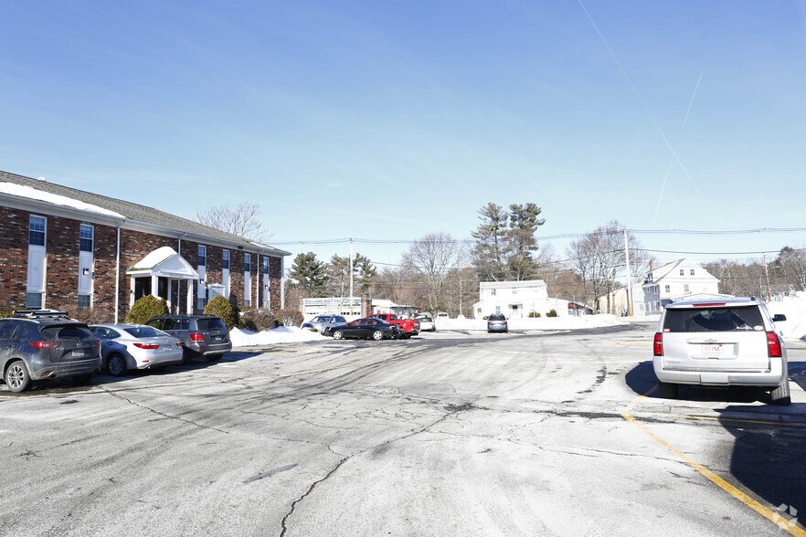 More Photos Of 25 Lowell St, Wilmington Loft Creative Space For Sale