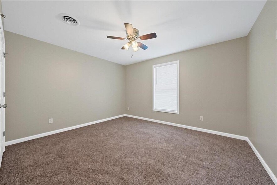 More Photos Of 117 Hatcher St, Park City Multifamily For Sale
