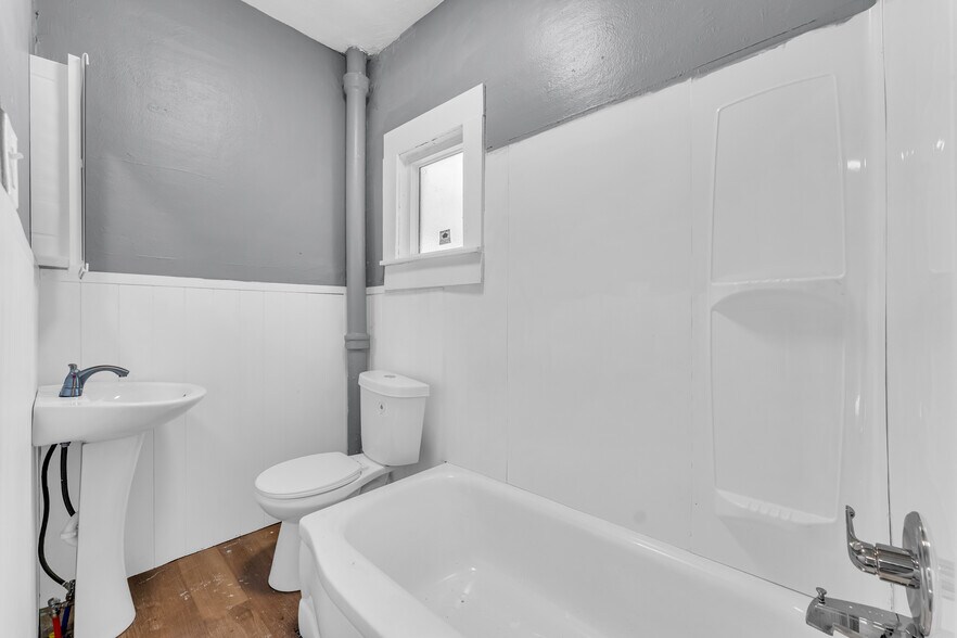 More Photos Of 6415 Gertrude Ave, Cleveland Apartments For Sale