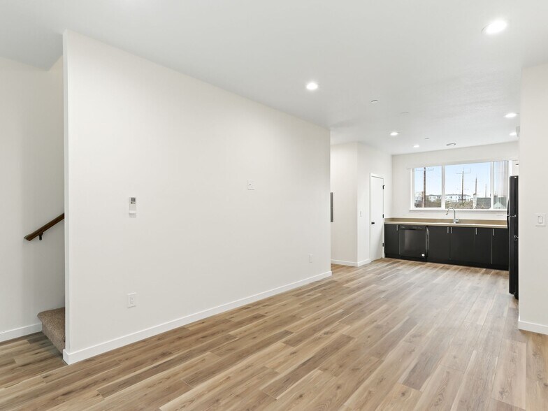 More Photos Of 4383 N Vancouver Ave, Portland Apartments For Sale