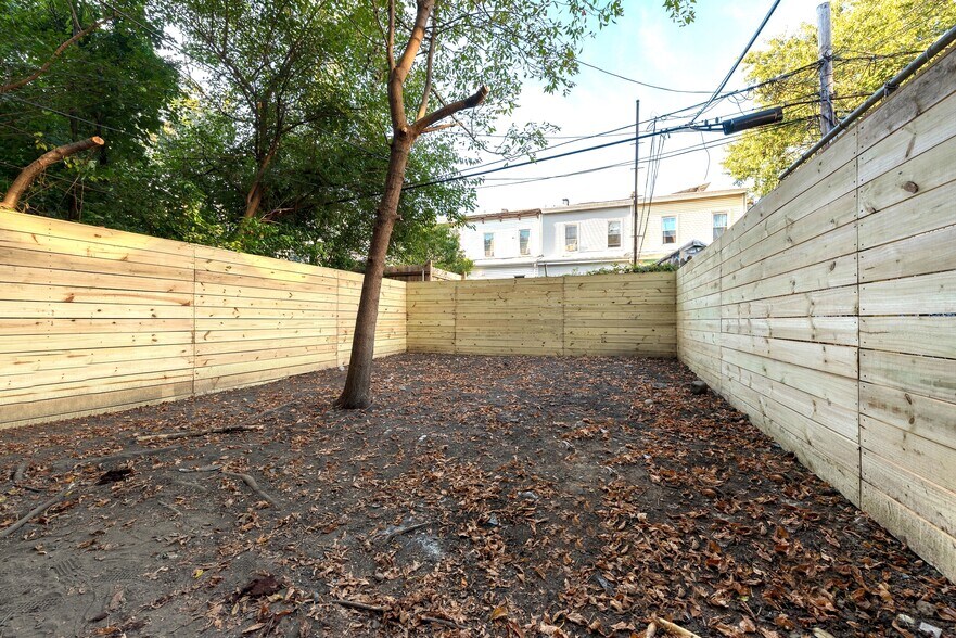 More Photos Of 2837 Church Ave, Brooklyn Storefront Retail Residential For Lease