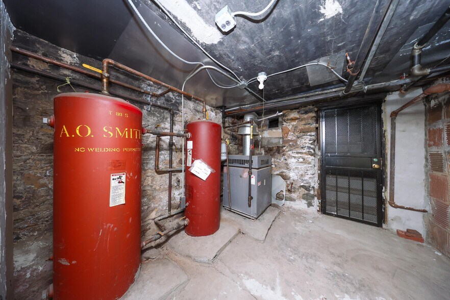 More Photos Of 1848 Coney Island Ave, Brooklyn Flex For Sale