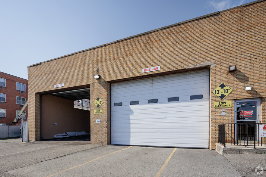 More Photos Of 403-405 W Pleasantview Ave, Hackensack Light Manufacturing For Sale