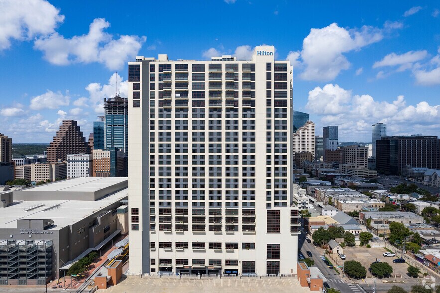 More Photos Of 509 E 5th St, Austin Hotel For Lease