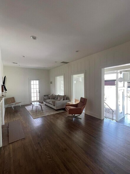 More Photos Of 1637 S Boston Ave, Tulsa Loft Creative Space For Lease