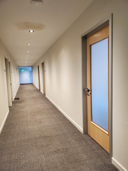 More Photos Of 55 Santa Clara Ave, Oakland Office For Lease