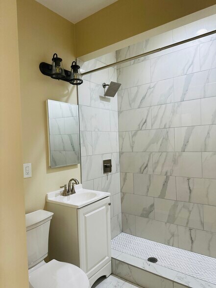 More Photos Of 3921 E Livingston Dr, Long Beach Apartments For Sale