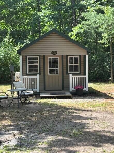 More Photos Of 7332 S M-37, Baldwin Hotel For Sale