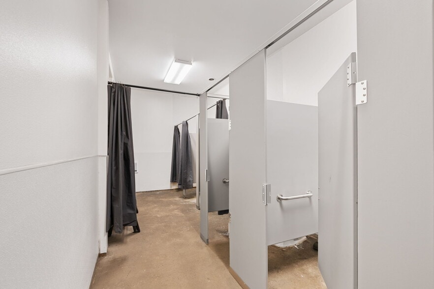 More Photos Of 112 Bylin Rd, Stevenson Trailer Camper Park For Sale