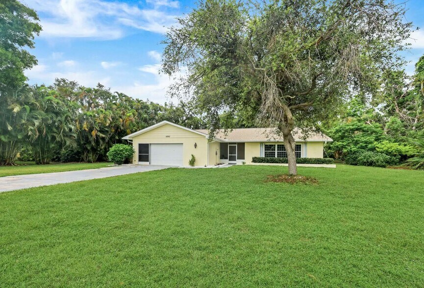 More Photos Of 6901 Hendry Creek Dr, Fort Myers Unknown For Sale