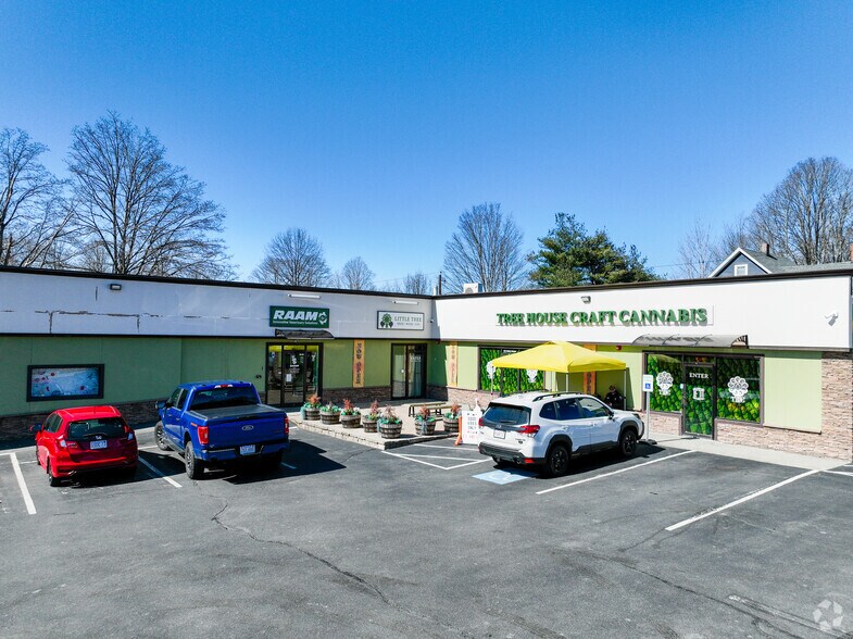 More Photos Of 112-114 Main St, Pepperell Storefront For Lease