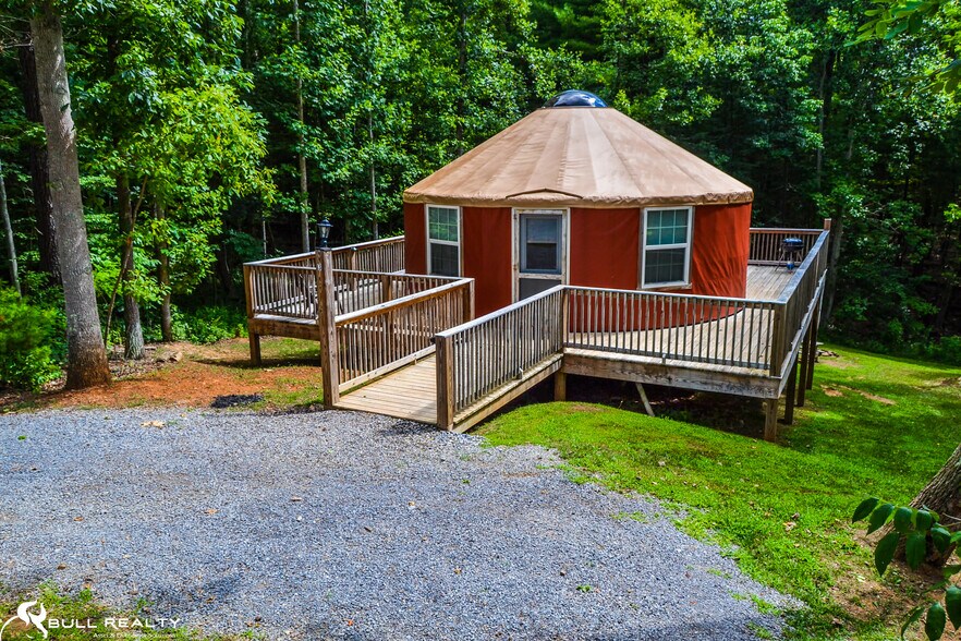 More Photos Of 1 Shumate Falls, Rich Creek Land For Sale