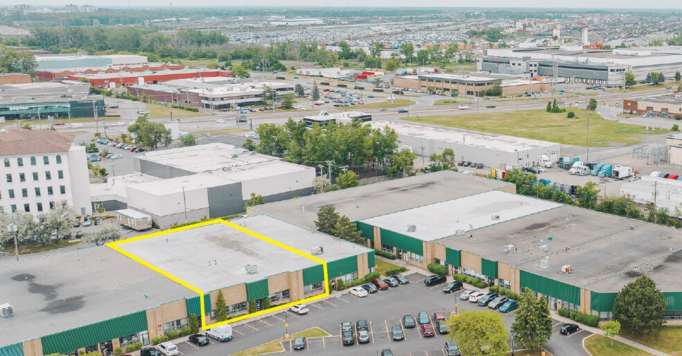 More Photos Of 340-380 Rue Isabey, Montréal Distribution For Lease