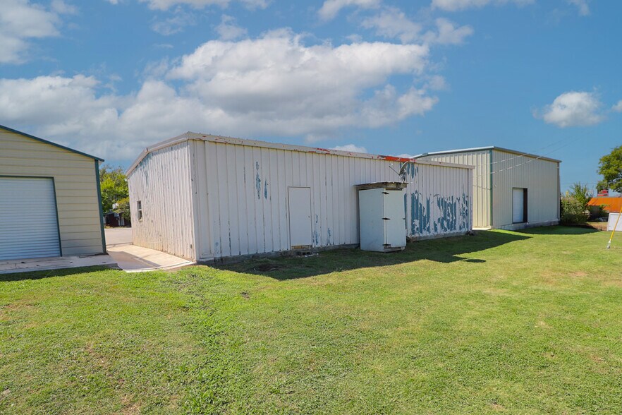 More Photos Of 415 TX-36, Caldwell Land For Sale