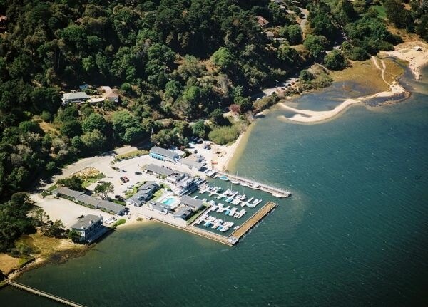 Primary Photo Of 12938 Sir Francis Drake Blvd, Inverness Hotel For Sale
