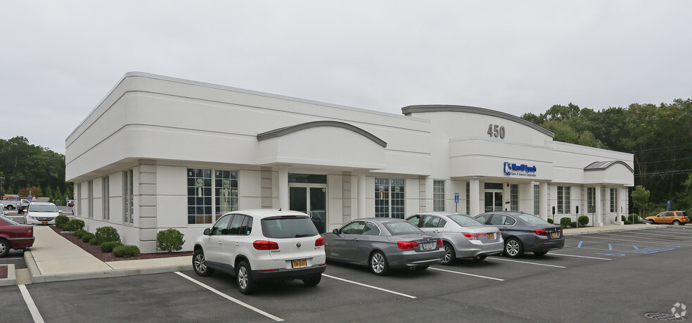 Primary Photo Of 450 Old Country Rd, Riverhead Office For Lease