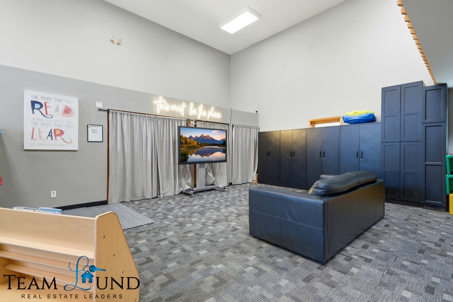 More Photos Of 915 S McKinley St, Casper Office Residential For Sale