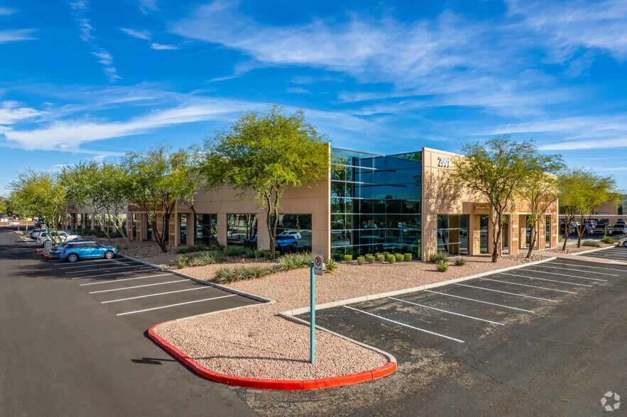 More Photos Of 2001 W Pinnacle Peak Rd, Phoenix Office For Lease