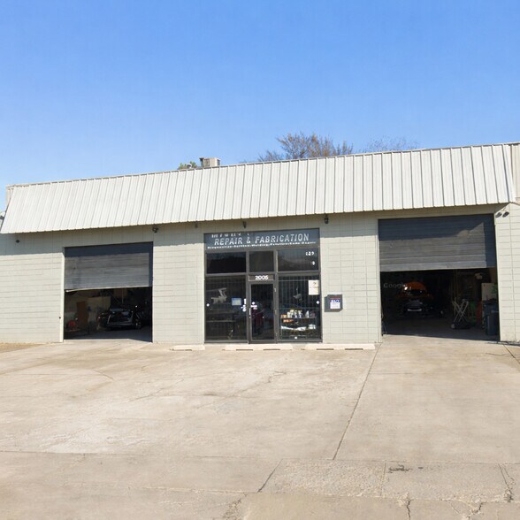 More Photos Of 2010-2021 Exchange Ave, Oklahoma City Warehouse For Lease