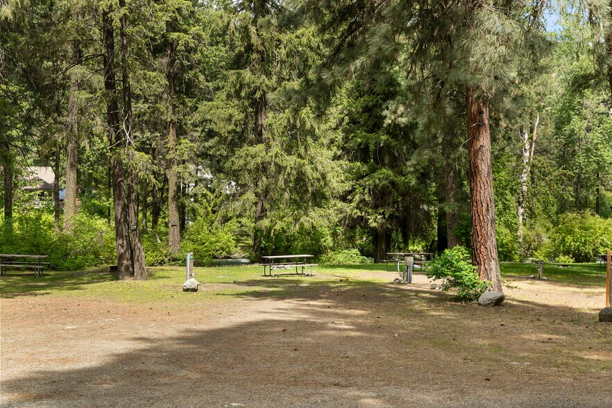 More Photos Of 3300 US Highway 97, Peshastin Specialty For Sale