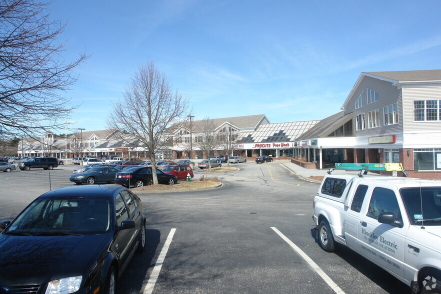 More Photos Of 1600 Falmouth Rd, Centerville General Retail For Lease