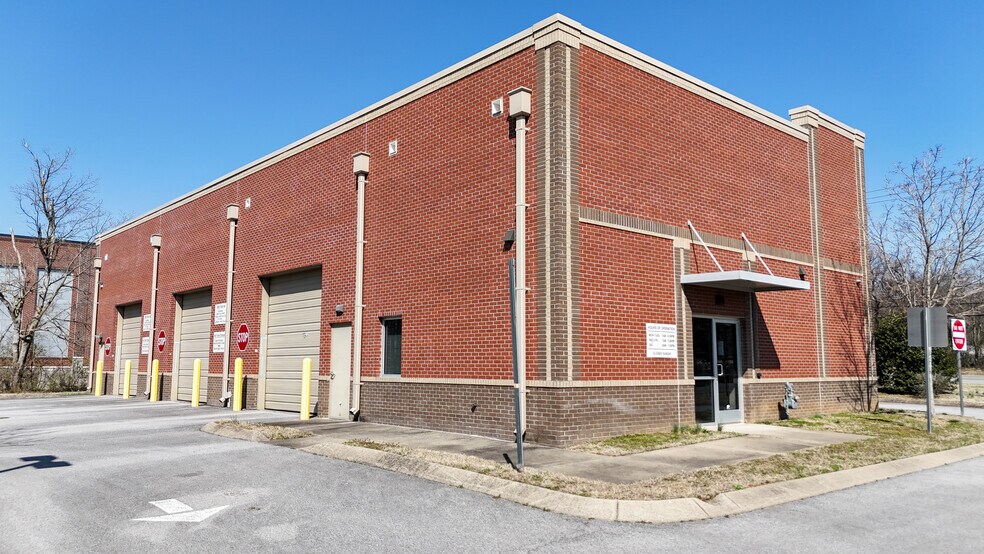 More Photos Of 273 Wilson Pike Cir, Brentwood Warehouse For Sale