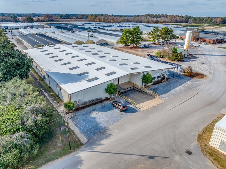 More Photos Of 3601 Wetumpka Hwy, Montgomery Warehouse For Lease
