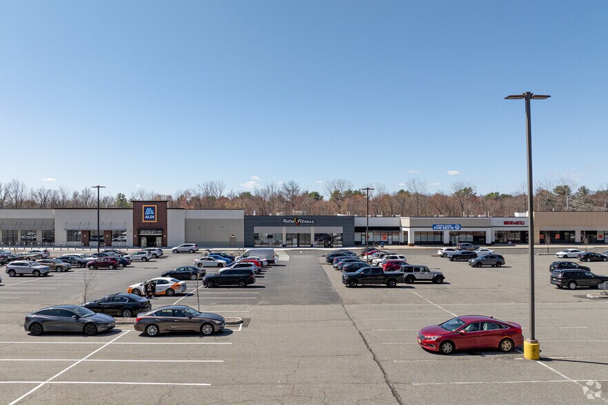 More Photos Of 625-709 Hamburg Tpke, Wayne General Retail For Sale