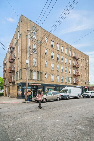 More Photos Of 5 W 4th St, Mount Vernon Apartments For Sale