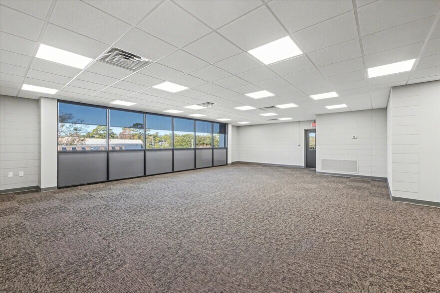 More Photos Of 369 Office Plaza Dr, Tallahassee Office For Lease