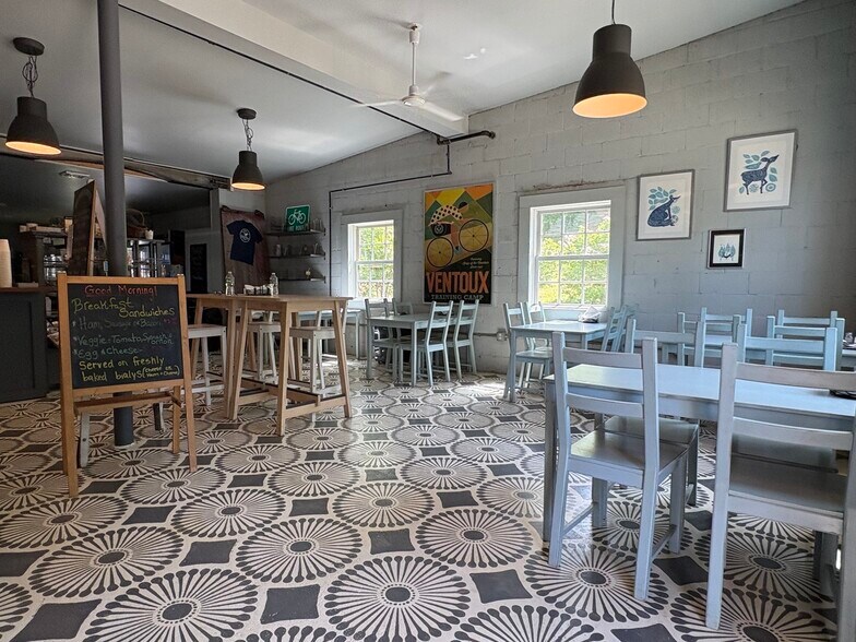 More Photos Of 432 Main Rd, Chesterfield Restaurant For Sale