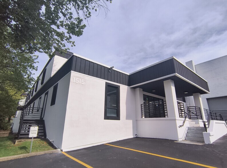 More Photos Of 1515 S Clarkson St, Charlotte Warehouse For Lease