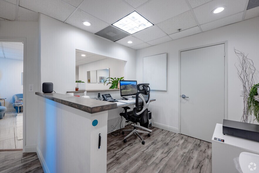 More Photos Of 9025 Wilshire Blvd, Beverly Hills Medical For Lease