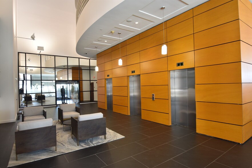 More Photos Of 750 E Main St, Stamford Office For Lease