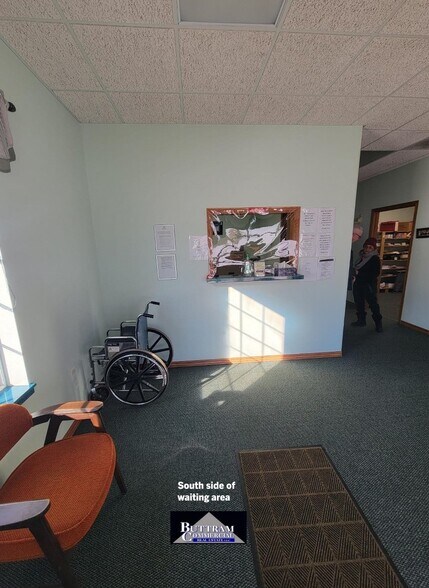 More Photos Of 1206 W Fountain Rd, Webb City Office For Sale
