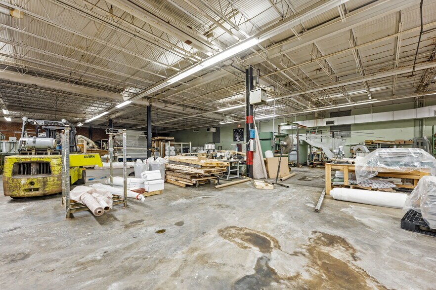 More Photos Of 1000 E Butler Ave, Liberty Manufacturing For Sale