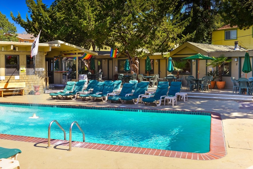 More Photos Of 16390 4th St, Guerneville Hotel For Sale