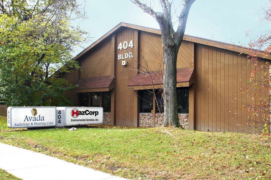 Primary Photo Of 404 S Reynolds Rd, Toledo Office Residential For Lease