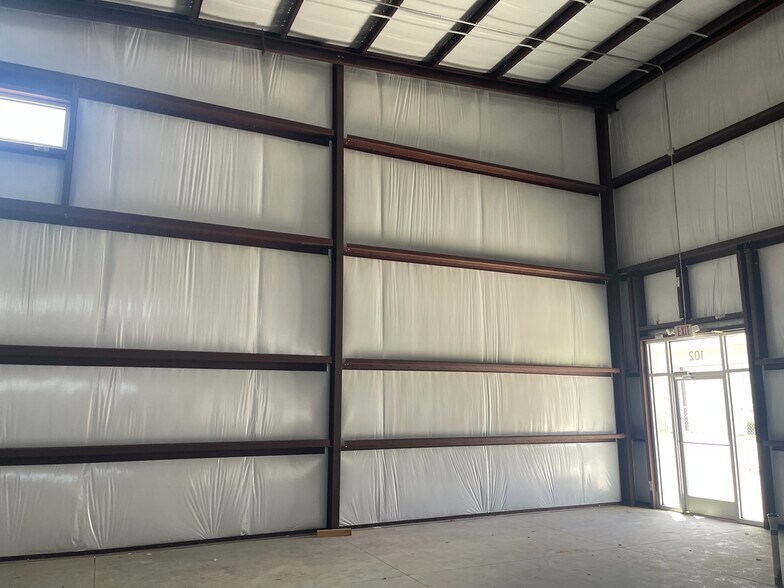 More Photos Of 32223 Tamina Rt, Magnolia Flex For Lease