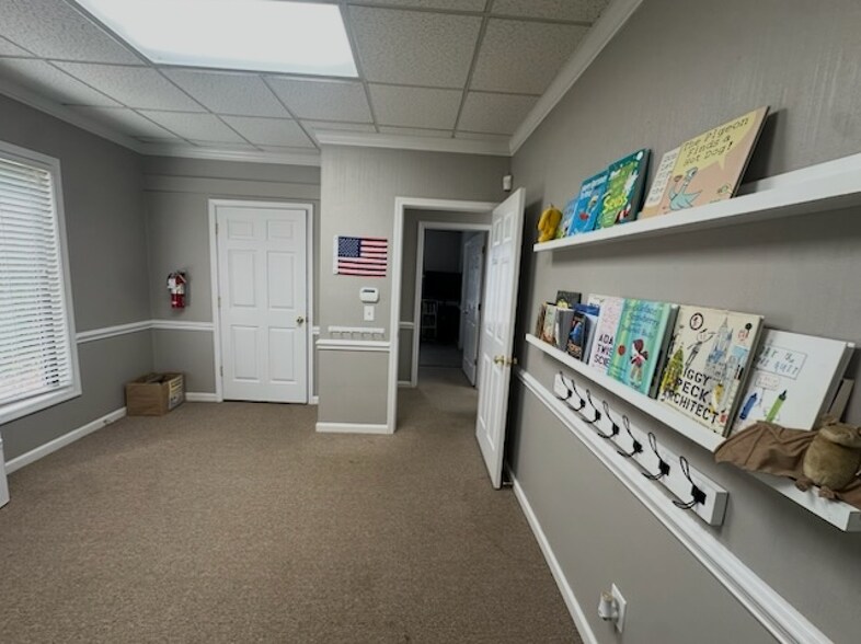 More Photos Of 3401 Highway 153, Piedmont Office Residential For Lease
