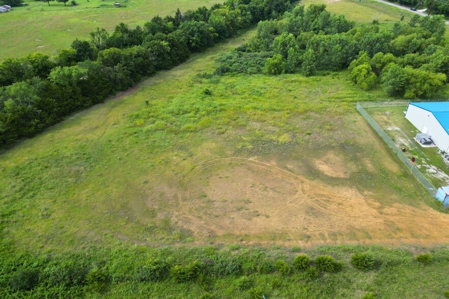 More Photos Of 12770 County Road 3580, Ada Sports And Entertainment For Sale