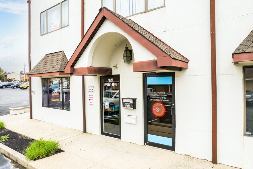 More Photos Of 404-406 W Ridge Pike, Conshohocken Storefront Retail Office For Lease