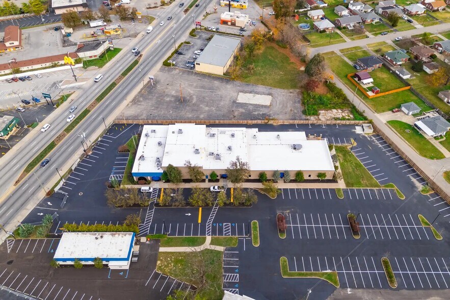 More Photos Of 4627 Dixie Hwy, Louisville Office For Sale