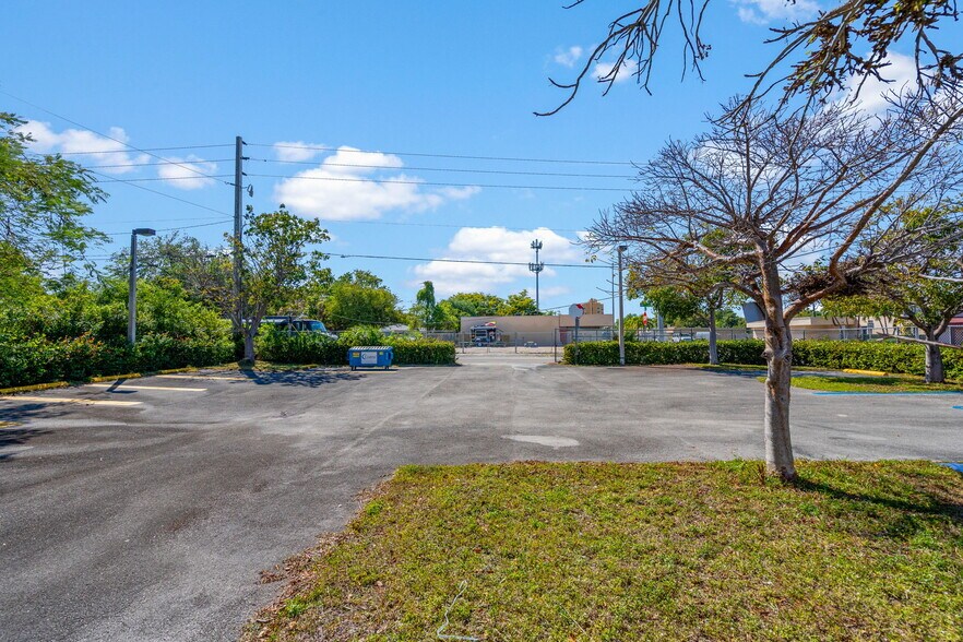 More Photos Of 744 NW 54th St, Miami Land For Sale