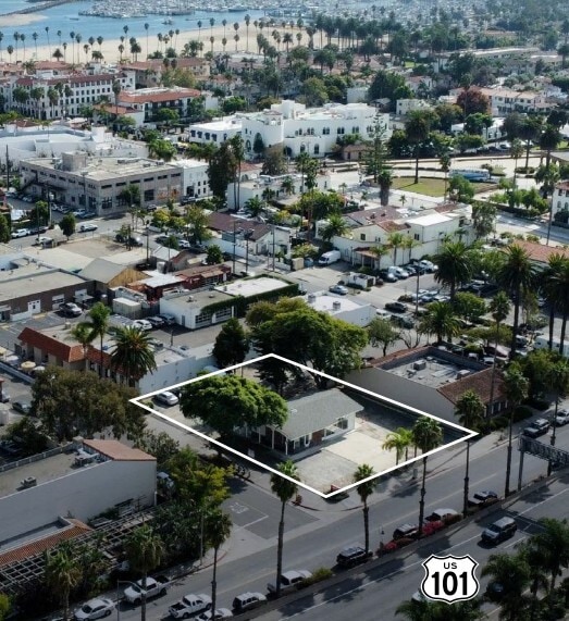 More Photos Of 34 E Montecito St, Santa Barbara Freestanding For Lease