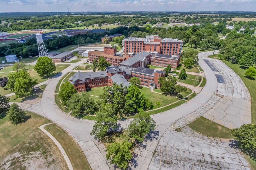 More Photos Of 600 N Main St, Mount Vernon Congregate Senior Housing For Sale