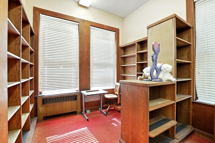 More Photos Of 3 Merrimack St, Penacook Office For Sale