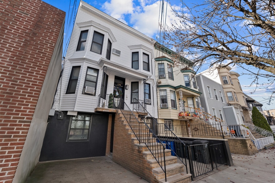 More Photos Of 179 Hackensack Plank Rd, Weehawken Multifamily For Sale